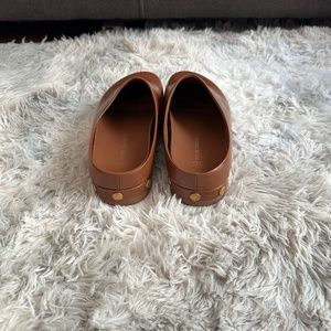 Tory Burch size 8 Natural Tan Coin Mule